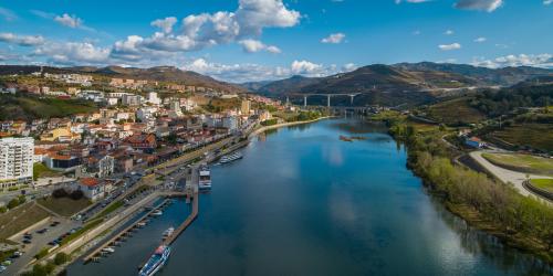Cruzeiro R&eacute;gua - Porto - R&eacute;gua Descida de Barco