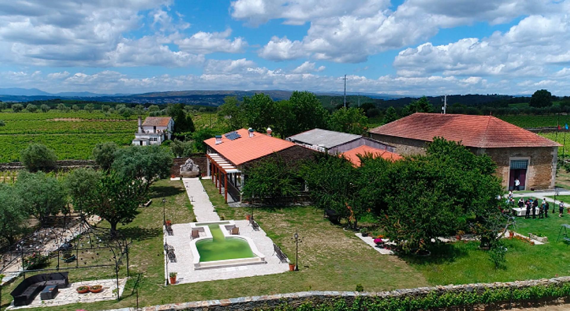 Almo&ccedil;o ou jantar tradicional na Quinta da Avessada - 2